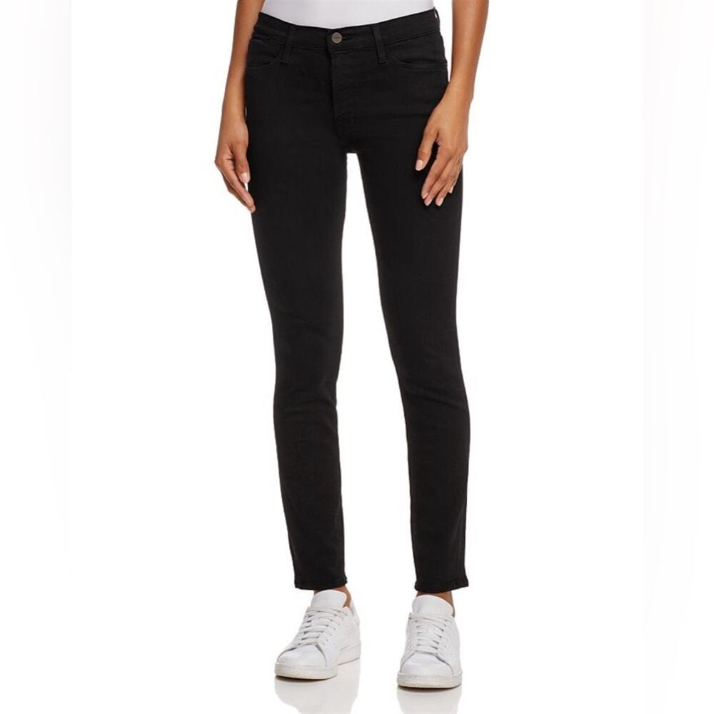 FRAME Le High Skinny in Noir Black.